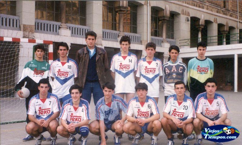 Club Dosa Balonmano Salesianos Cantabria. 1990 - 1991 Club Dosa Balonmano Salesianos Cantabria. 1990 - 1991
